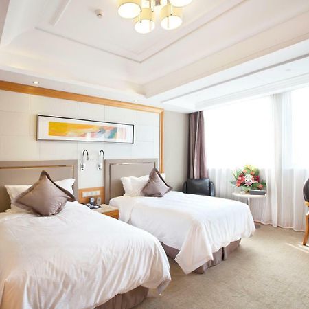 Friend Hotel Шанхай Номер фото