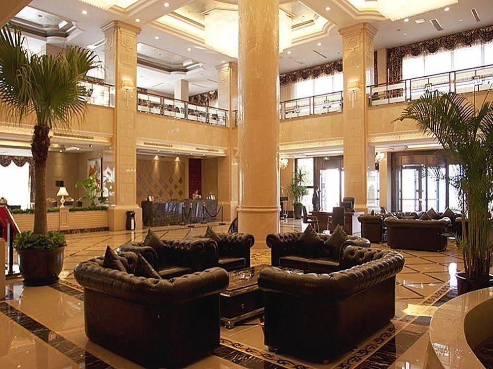Friend Hotel Шанхай Інтер'єр фото