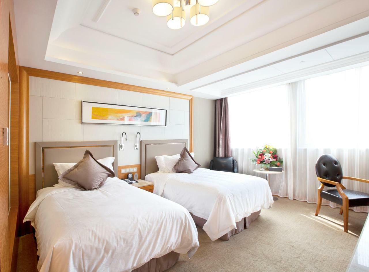 Friend Hotel Шанхай Номер фото